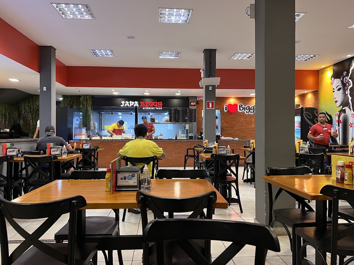 Biggs Lanches, Refeições, Oriental Food E Pokes - Higienópolis